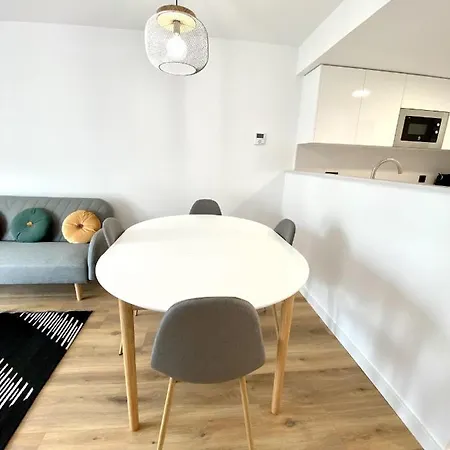 For A Regueral Mar Apartment *