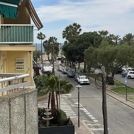 For A Regueral Mar * Cambrils